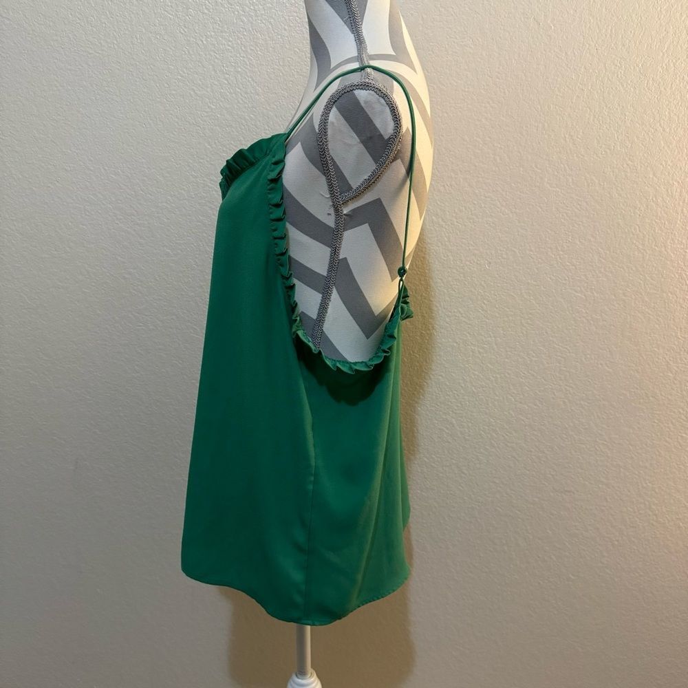 Halogen Green Solid Ruffle Triangle V Neck Adjustable Tank Top Large - Picture 3 of 10
